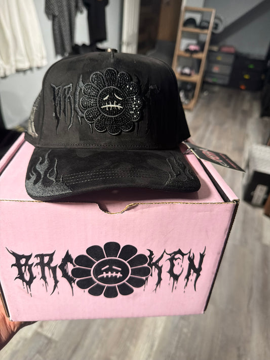 Mura broken gregus hats