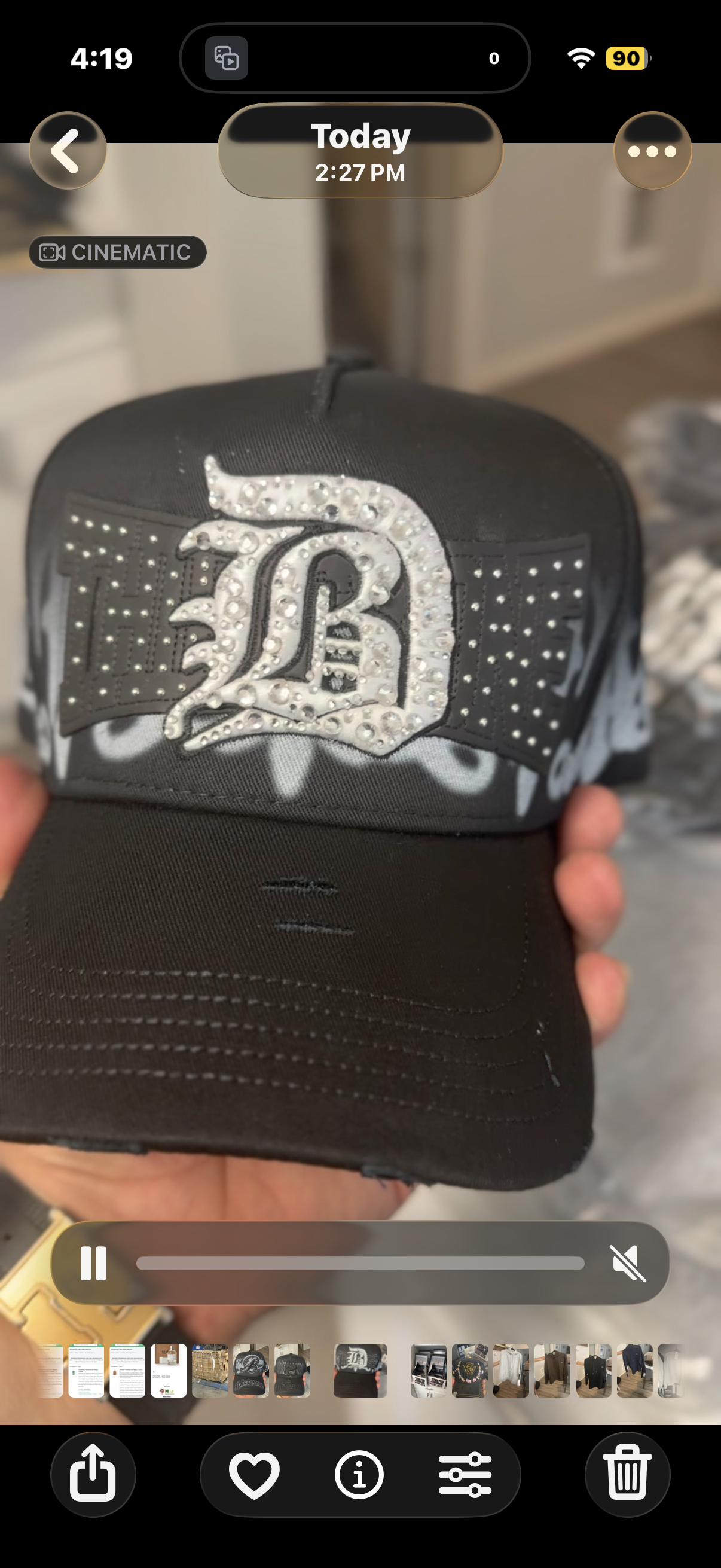 31 hat Benavides hat