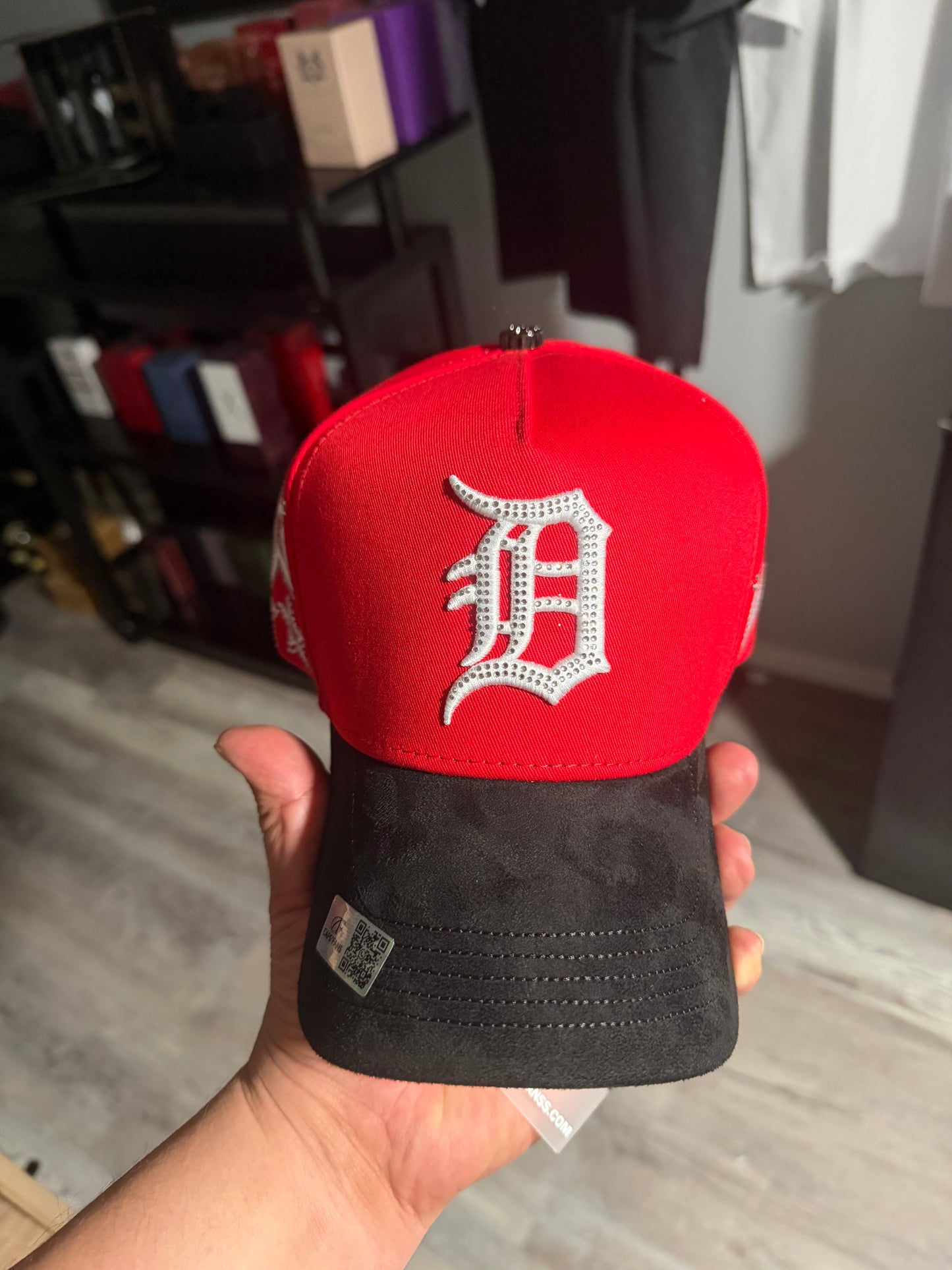 Caps fans hats
